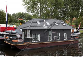 Houseboat 0003